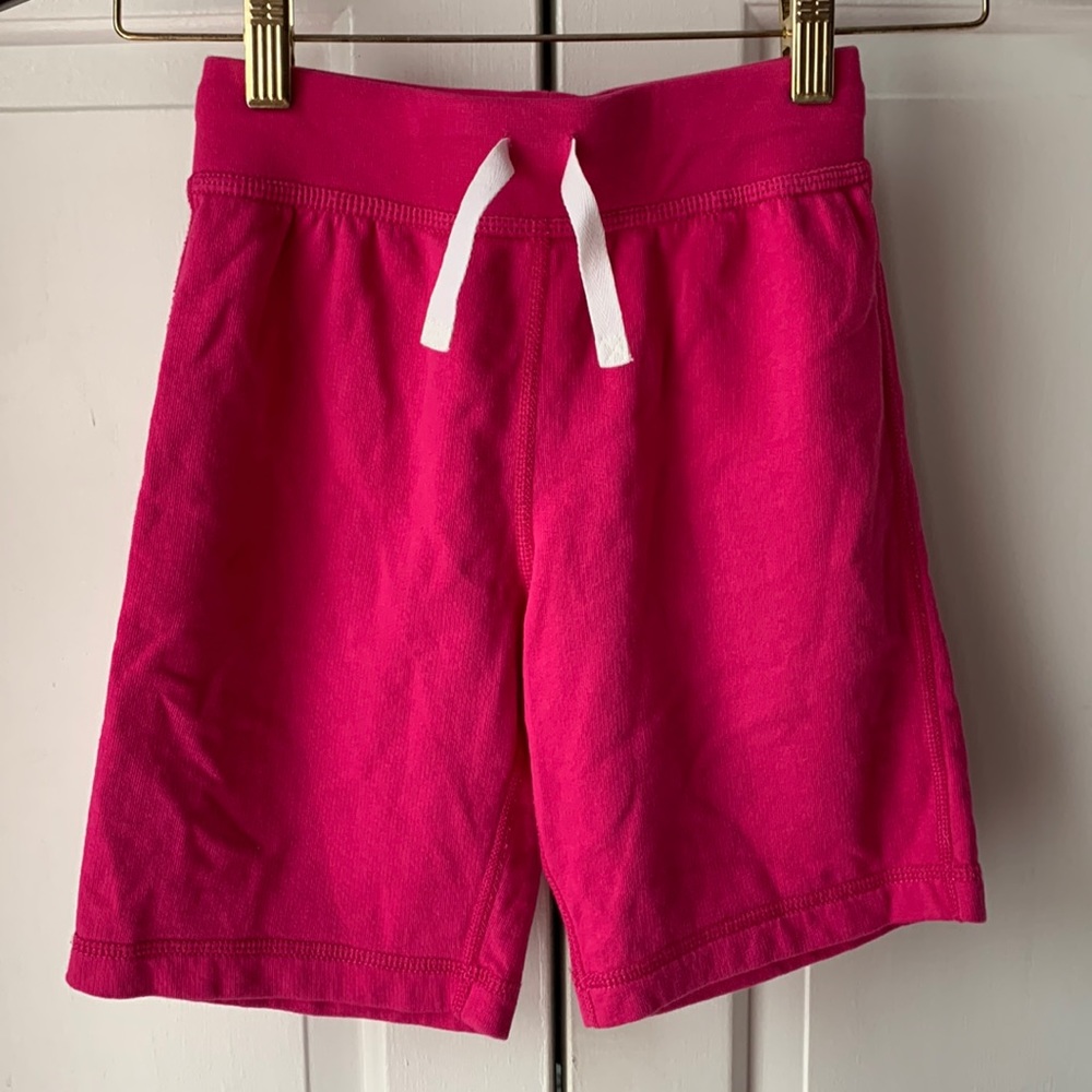 Like new Hanna Andersson Bright Basic Sweatshorts hot pink sz 120
